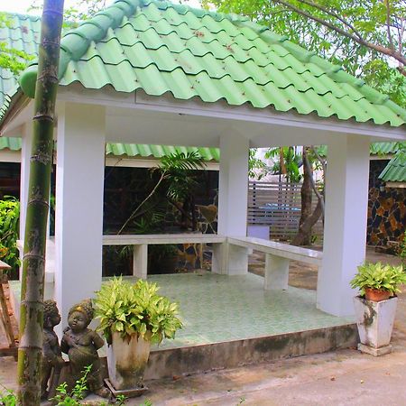 Squid Resort Haad Chao Samran Luaran gambar